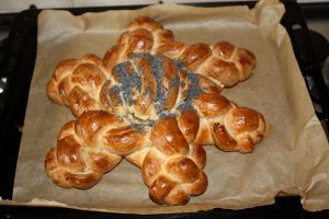 Completed bread star